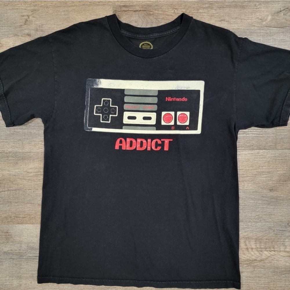 Nintendo Addict Retro 2013 Black Vintage NES Controller T-Shirt Mens Size Large